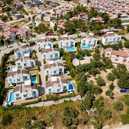 Vila Ada *