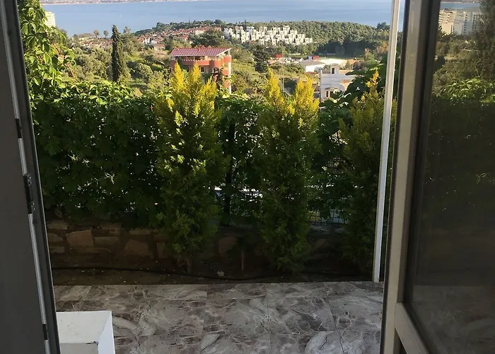 Ada * Kusadası